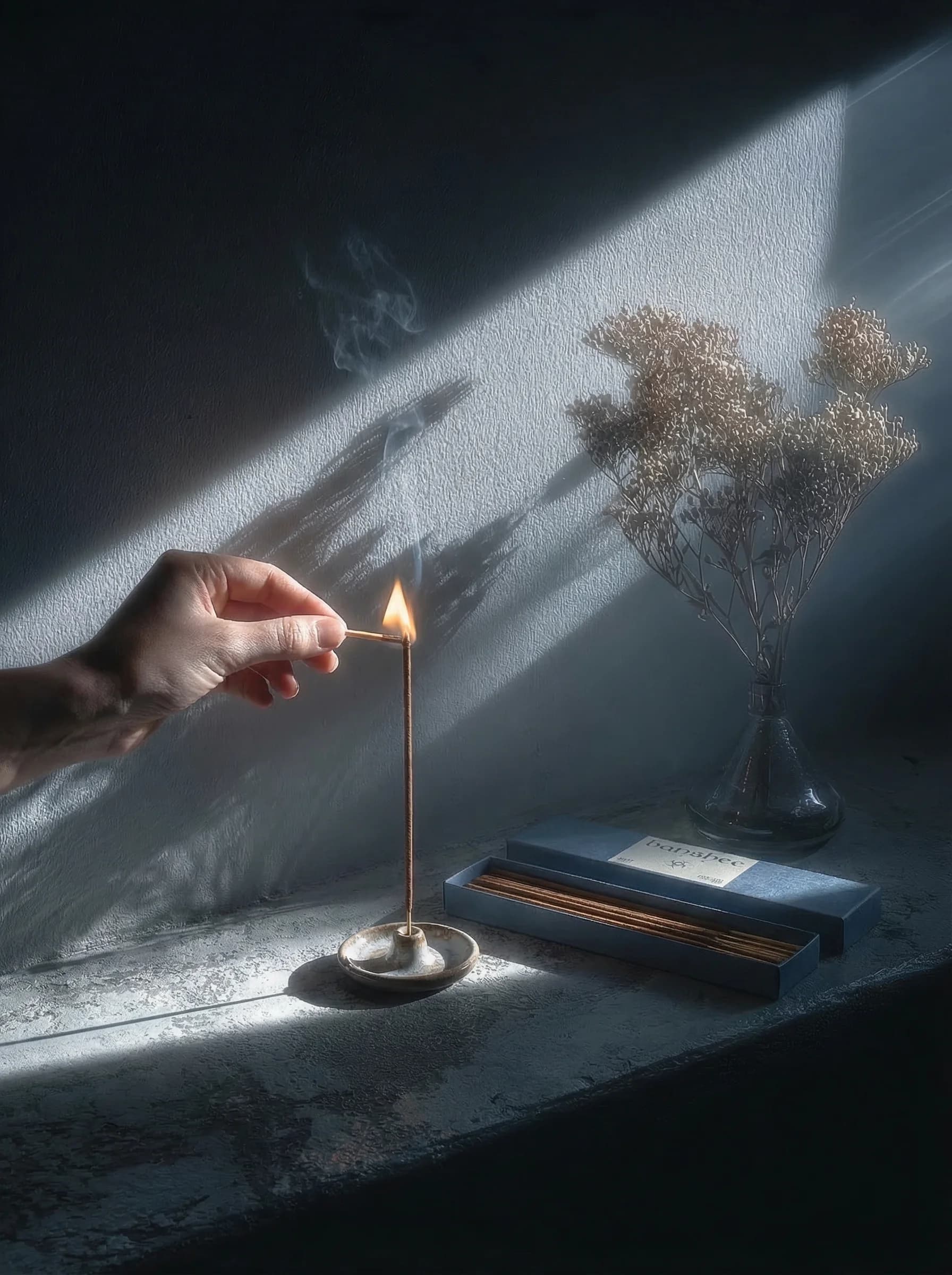 Mist Incense by Banshee — Sea mist, white tea, cold bergamot, 20 sticks / box hand-poured incense