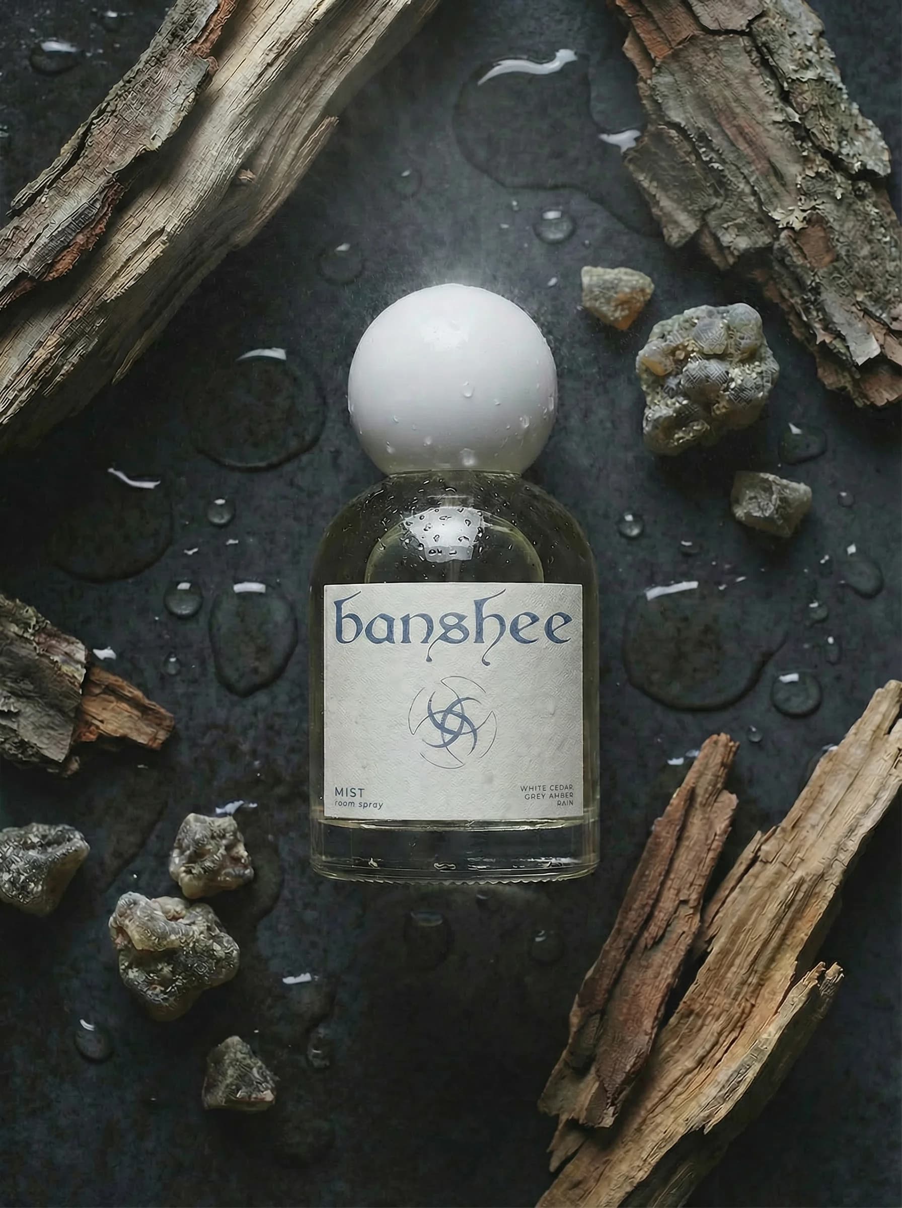 Mist Room Spray by Banshee — Sea mist, white tea, cold bergamot, 100ml / 3.4 fl oz hand-poured room spray