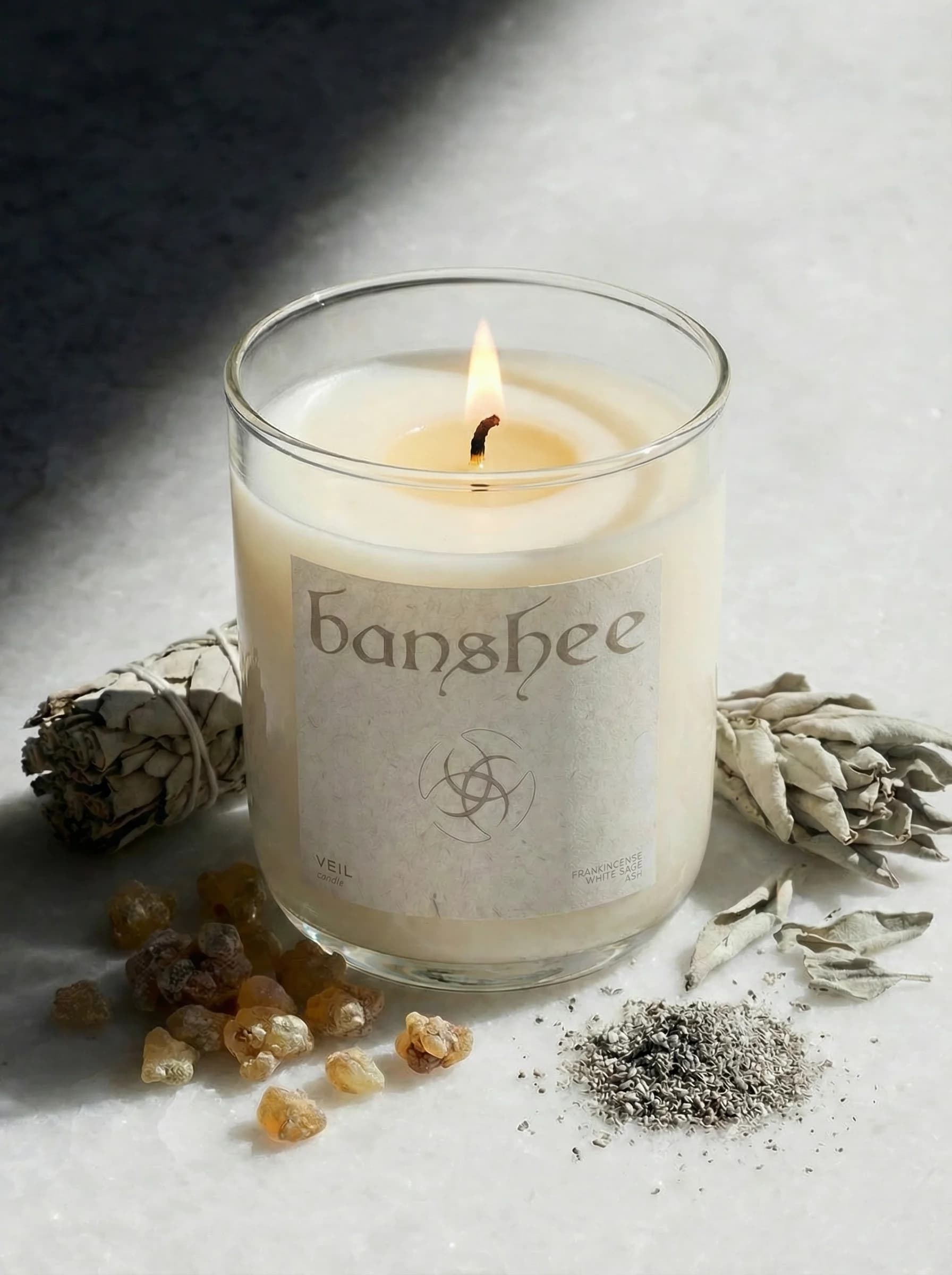 Veil Candle by Banshee — Powdered orris, white pepper, neroli, 220g / 7.8oz hand-poured candle