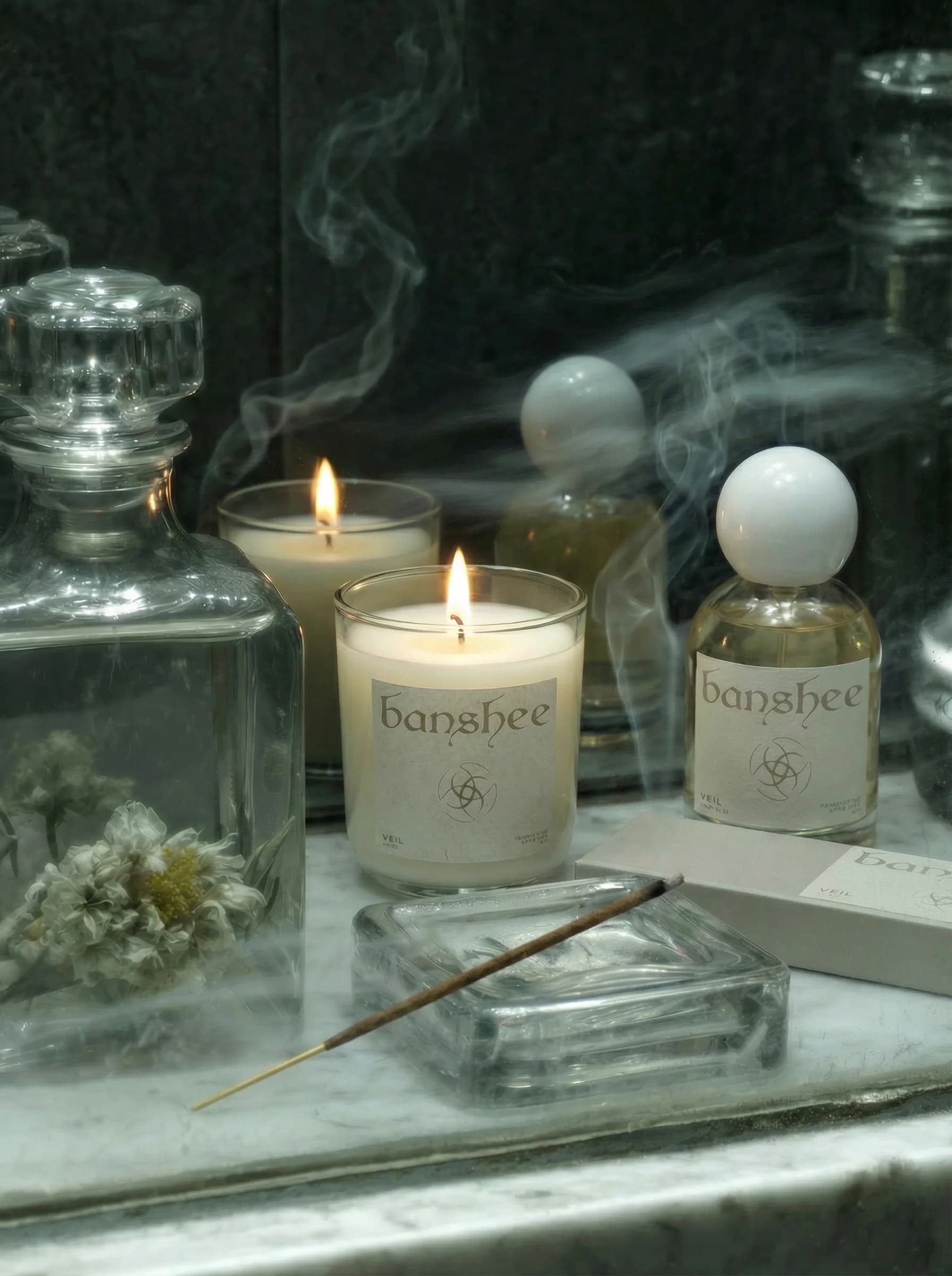 Veil Candle by Banshee — Powdered orris, white pepper, neroli, 220g / 7.8oz hand-poured candle